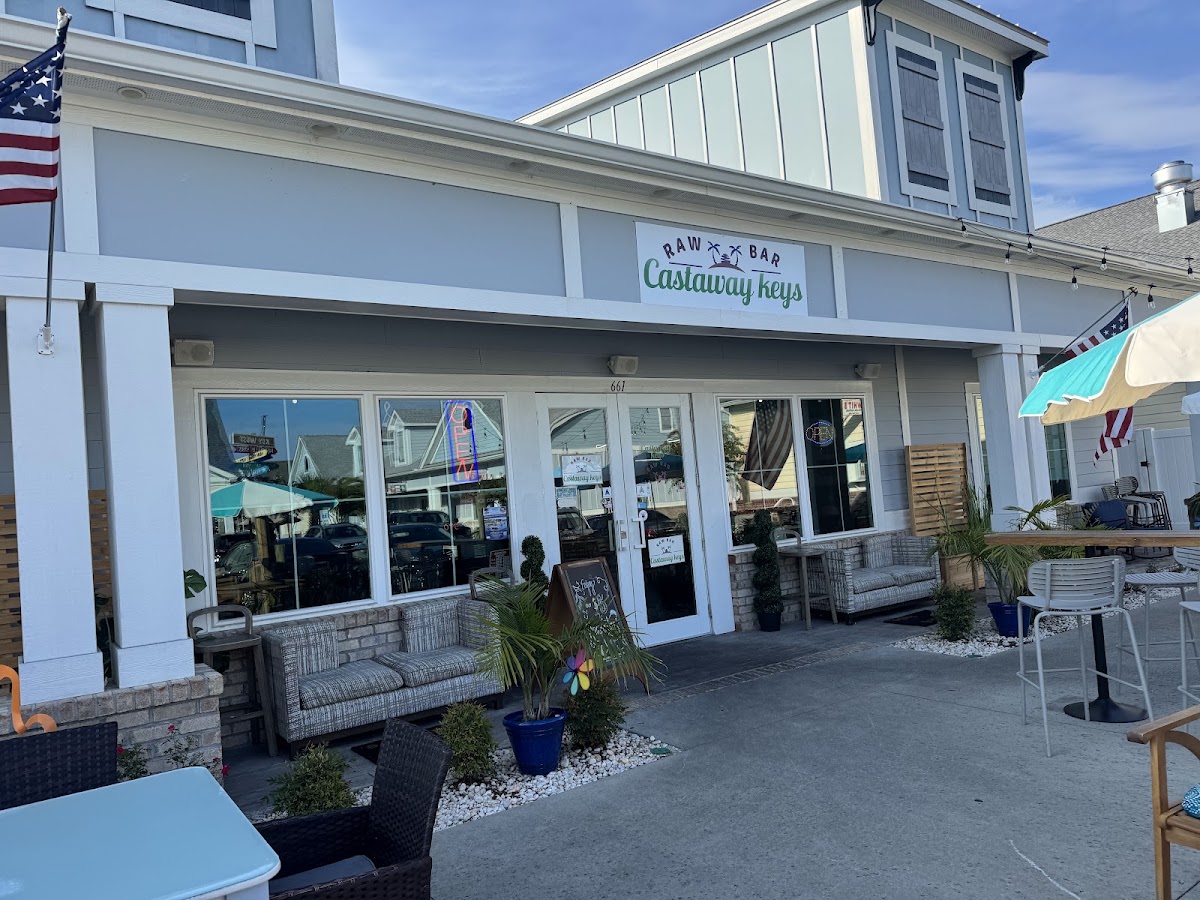 Castaway Key on Main