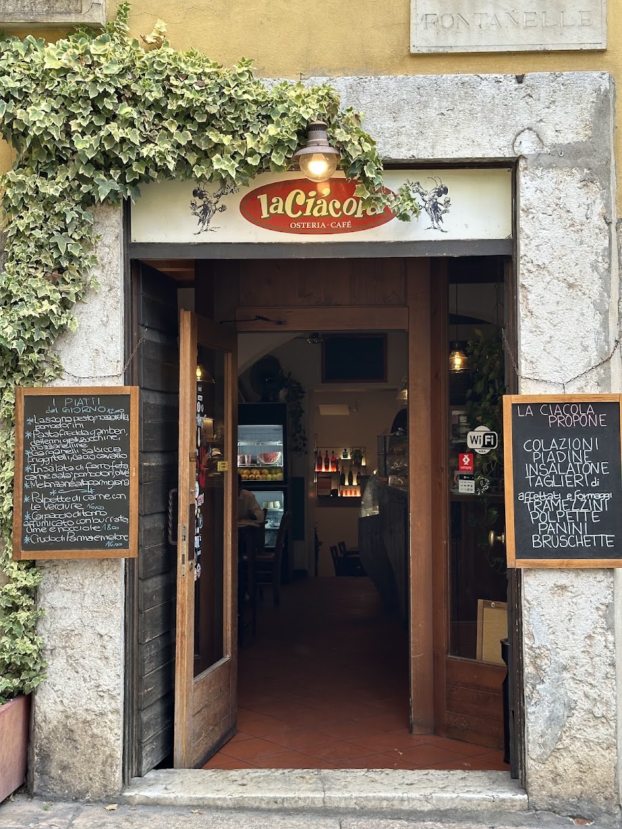 Osteria La Ciacola Cafè Verona Photo 4