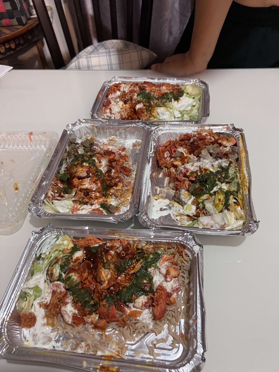 Shah’s Halal Food Photo 4